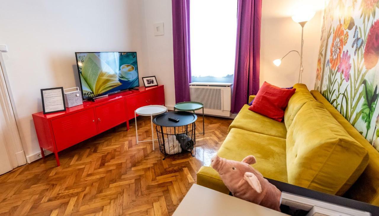 K5 - The Happy Home In The Nightlife Zone Budapest Bagian luar foto
